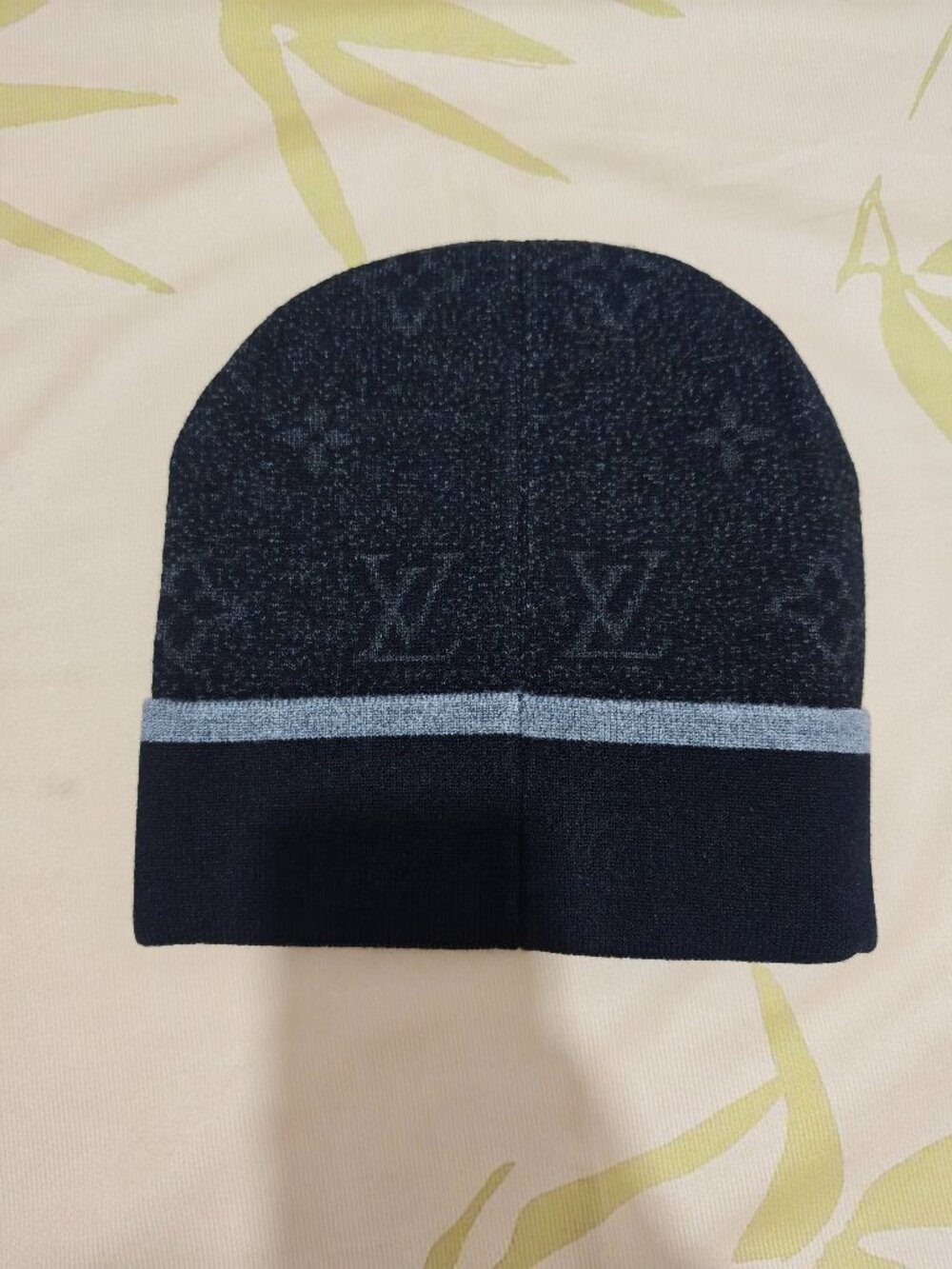Louis Vuitton Black Monogram Knit Beanie - Picture 2 of 6